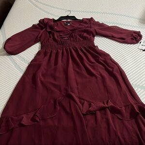 Elegant Burgundy Long Sleeve Dress